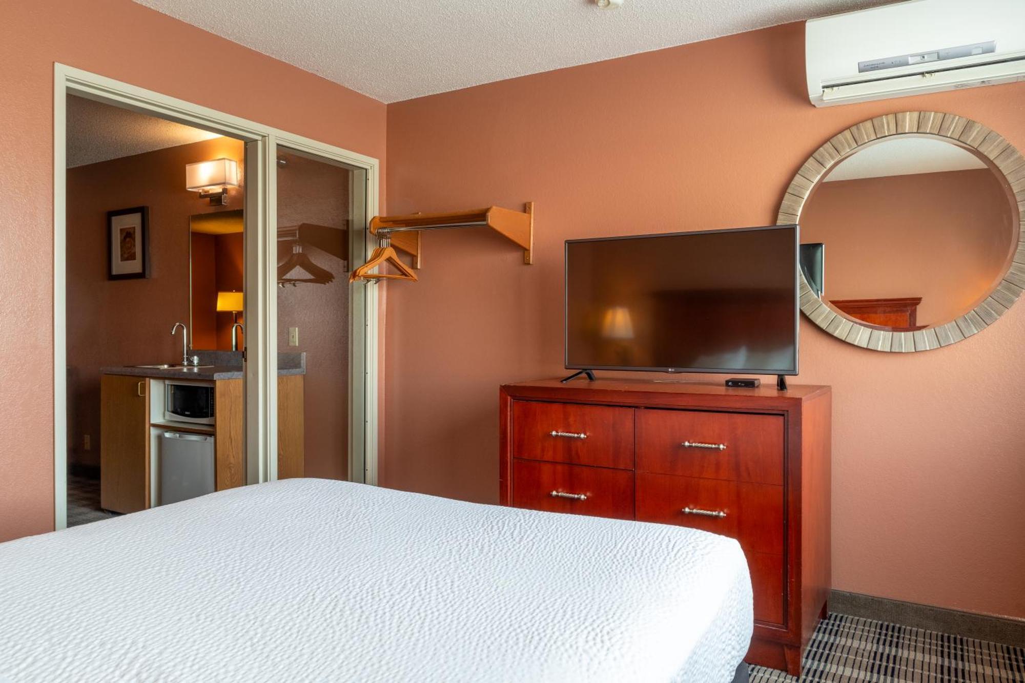 Norland Inn & Suites Roseau חדר תמונה