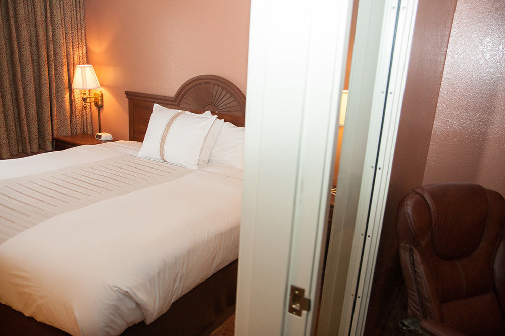 Norland Inn & Suites Roseau מראה חיצוני תמונה